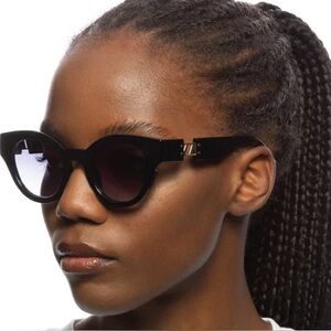 NEW Le Specs Deja Nu Round Frame Black Sunglasses